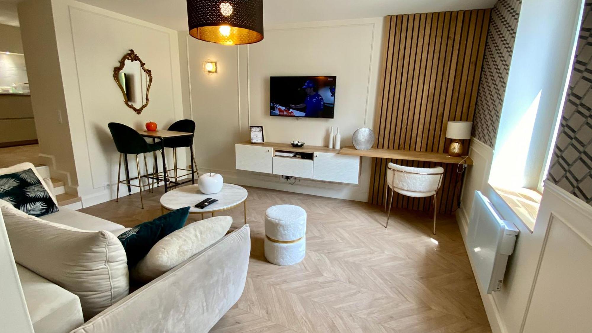 Superbe Appartement Terrasse Et Parking Gratuit Auxerre Eksteriør bilde